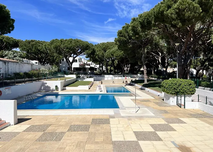 Acoteias With Pool By Homing *