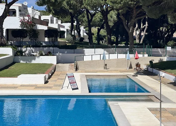 Acoteias With Pool By Homing Villa *