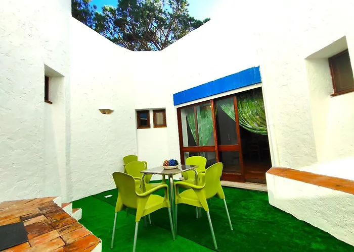 Villa Acoteias With Pool By Homing *