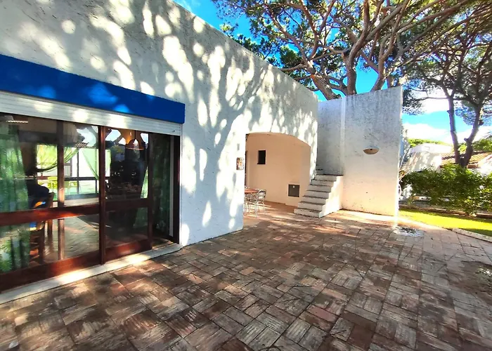 Acoteias With Pool By Homing *