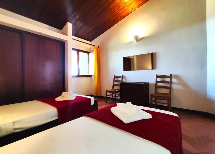 Acoteias With Pool By Homing Villa